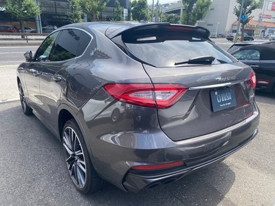 2021 Maserati LEVANTE — фото 5