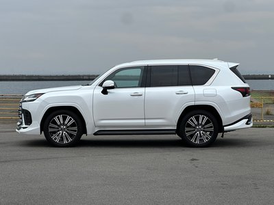 LEXUS LX - 3