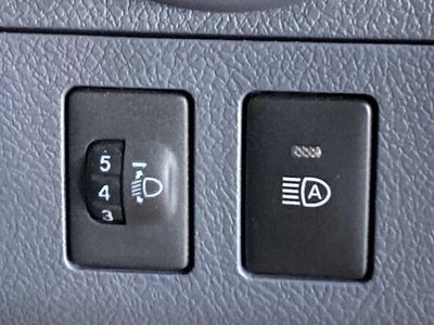 2025 Toyota LAND CRUISER 70 — миниатюра 42