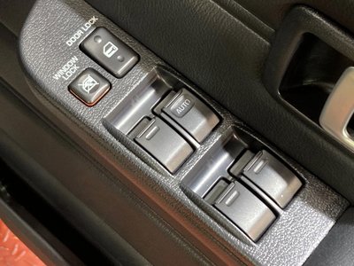 2025 Toyota LAND CRUISER 70 — миниатюра 39