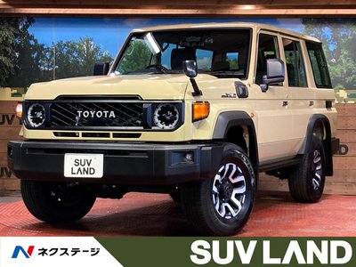TOYOTA LAND CRUISER 70 - 1