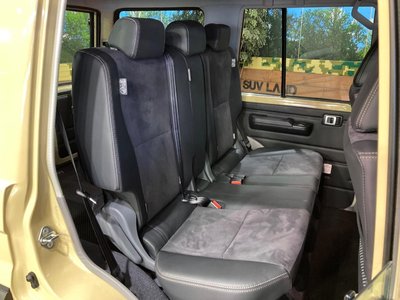 TOYOTA LAND CRUISER 70 - 10