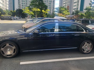 2023 Mercedes-BENZ S-CLASS photo 3