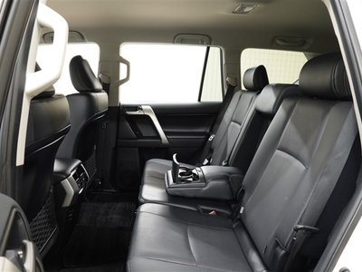 TOYOTA LAND CRUISER PRADO - 10