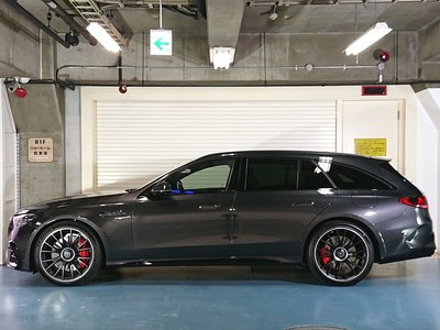 MERCEDES-BENZ E-CLASS AMG - 6