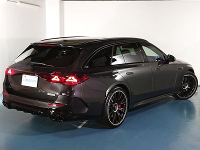 MERCEDES-BENZ E-CLASS AMG - 7