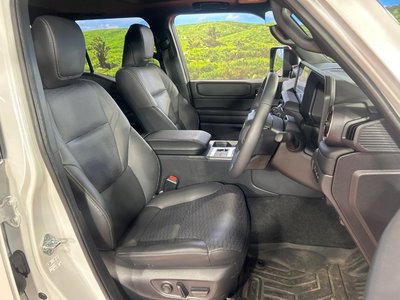 TOYOTA LAND CRUISER 250 - 8