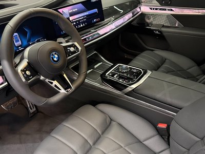 صورة مصغرة 15 لـ 2026 BMW 7 SERIES