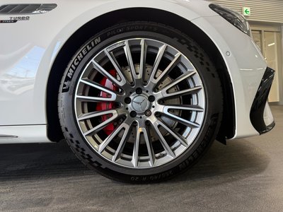 MERCEDES-BENZ E-CLASS AMG - 10