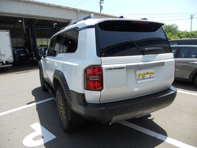 TOYOTA LAND CRUISER 250 - 7