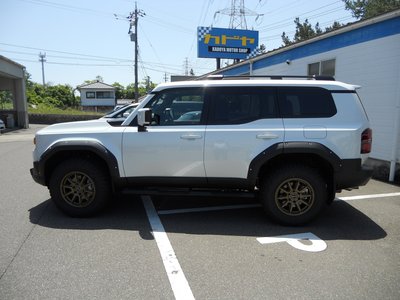 TOYOTA LAND CRUISER 250 - 8