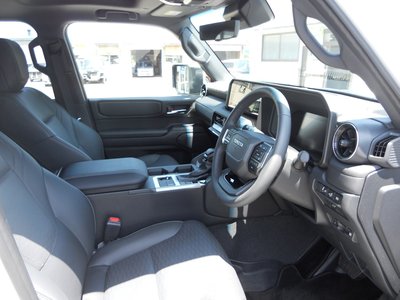 TOYOTA LAND CRUISER 250 - 9