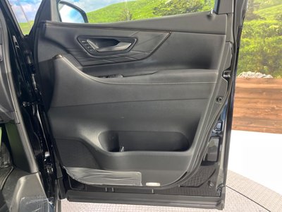 2024 Toyota ALPHARD — миниатюра 32