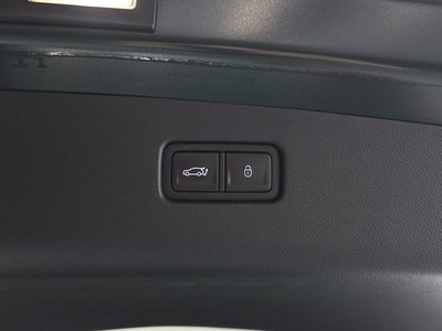 2022 Genesis GV70 thumbnail 26