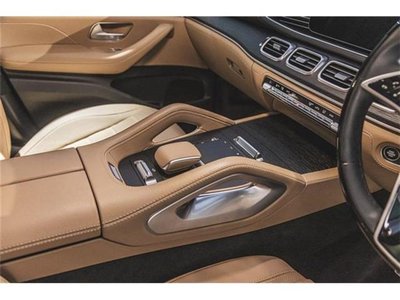 MERCEDES-BENZ GLS - 10