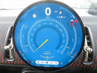 MINI MINI COUNTRYMAN - 9