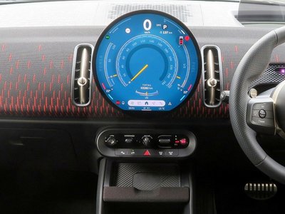 MINI MINI COUNTRYMAN - 8