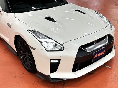 NISSAN GT-R - 10