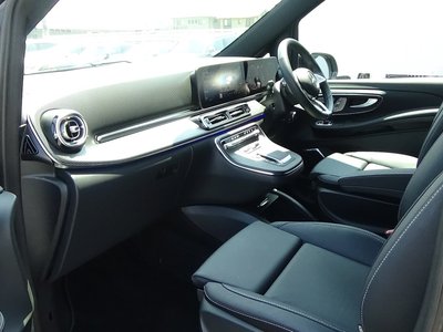 صورة مصغرة 33 لـ 2025 Mercedes-BENZ V-CLASS