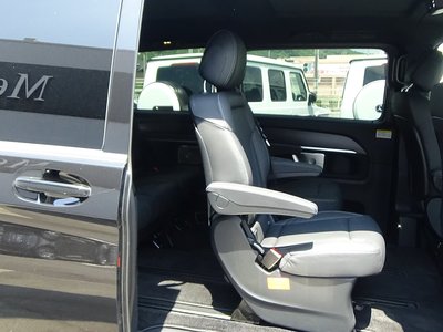 صورة مصغرة 35 لـ 2025 Mercedes-BENZ V-CLASS