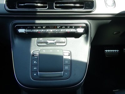 صورة مصغرة 15 لـ 2025 Mercedes-BENZ V-CLASS
