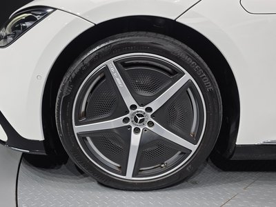 MERCEDES-BENZ EQE - 6
