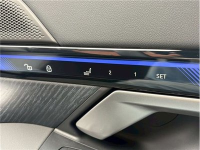 2024 BMW 5 SERIES — миниатюра 24