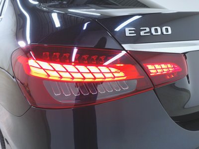MERCEDES-BENZ E-CLASS - 5