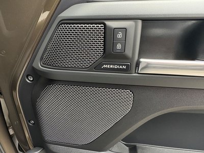 2024 LAND Rover DEFENDER 缩略图 18