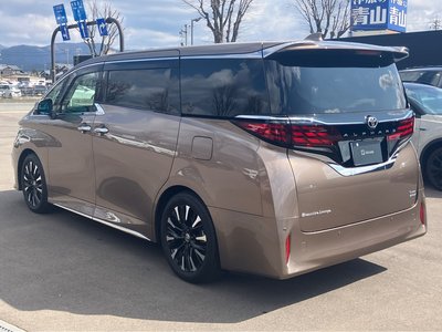 TOYOTA ALPHARD - 2