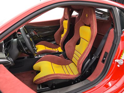 FERRARI 458 - 4
