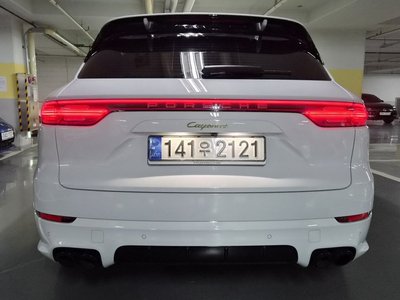 PORSCHE CAYENNE - 3