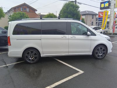 صورة 8 لـ 2023 Mercedes-BENZ V-CLASS