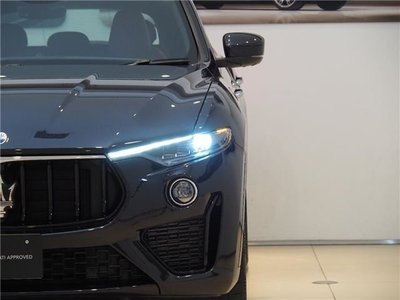 2023 Maserati LEVANTE thumbnail 11