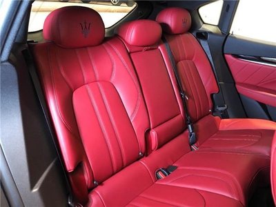 2023 Maserati LEVANTE thumbnail 25