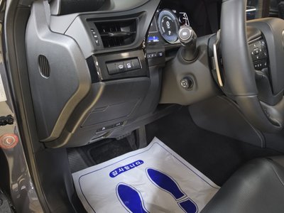 صورة مصغرة 18 لـ 2025 Lexus ES