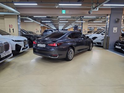 2025 Lexus ES 照片 5