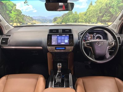 TOYOTA LAND CRUISER PRADO - 2