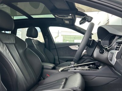 صورة 37 لـ 2024 AUDI A4 AVANT
