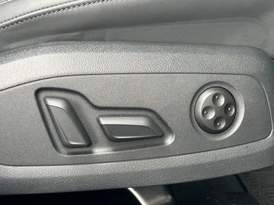 صورة 38 لـ 2024 AUDI A4 AVANT