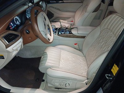 2020 Genesis G90 缩略图 18