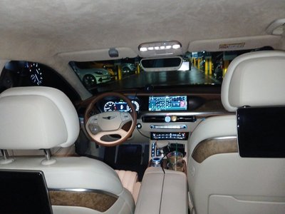 2020 Genesis G90 缩略图 16