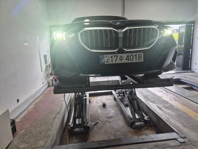 2023 BMW 5 SERIES 照片 1
