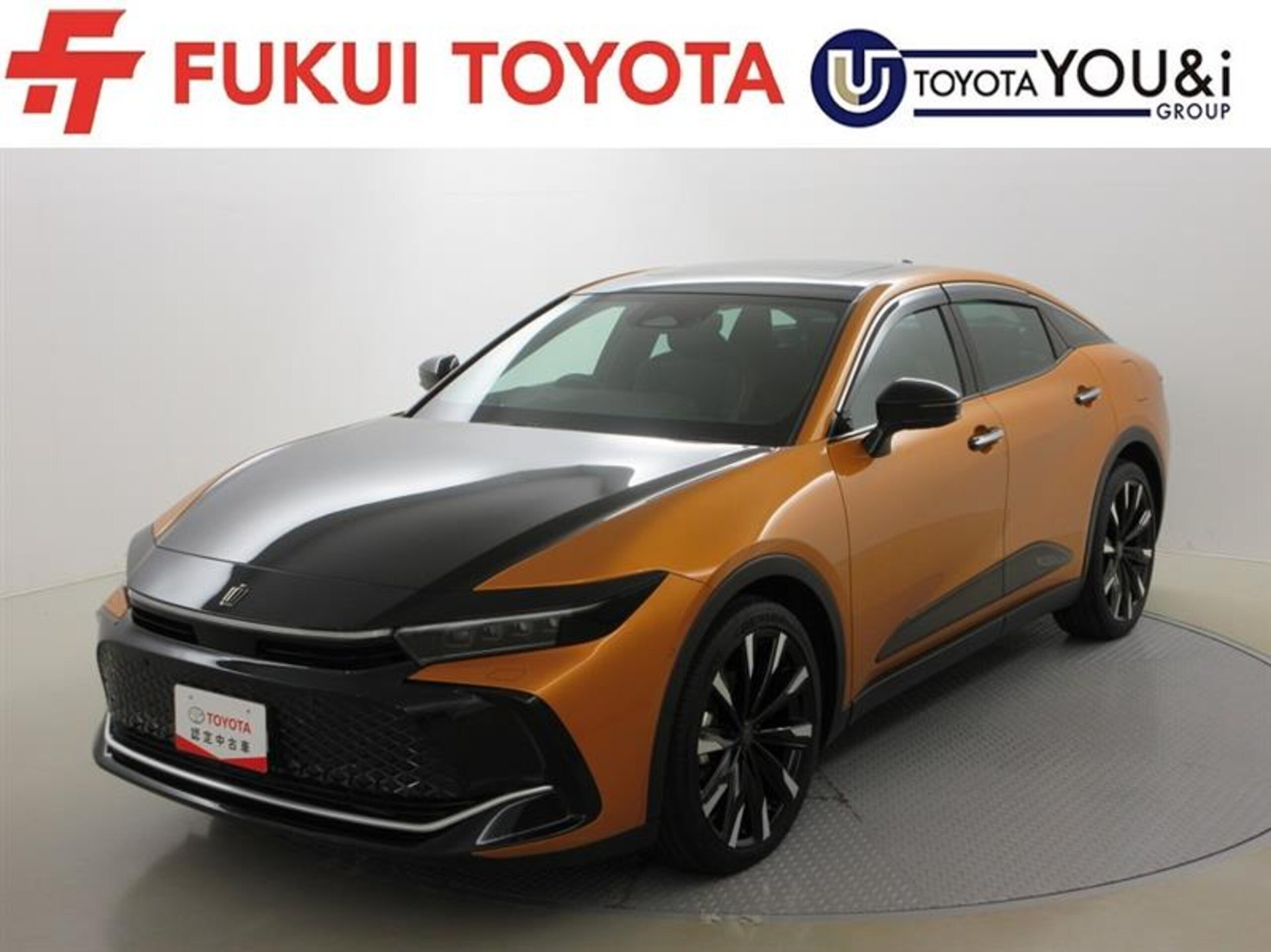 TOYOTA CROWN CROSSOVER - View 1