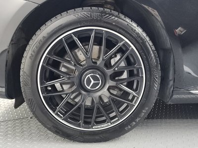 MERCEDES-BENZ E-CLASS - 6