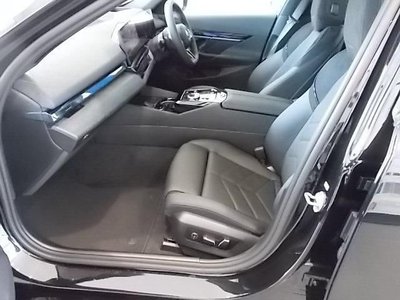 BMW 5 SERIES - 9