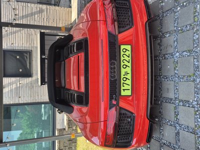 AUDI R8 - 3