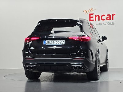 2025 Mercedes-BENZ GLC photo 3