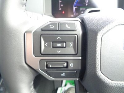 TOYOTA LAND CRUISER 250 - 7