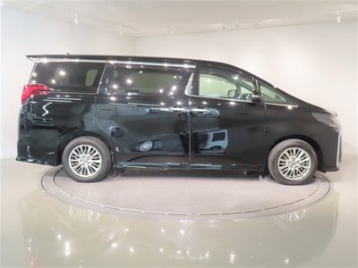 TOYOTA ALPHARD - 4